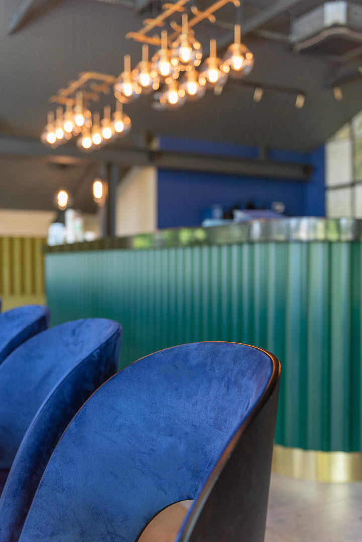 palac-rozalin-14 Krzesła w Restauracji Oficyna